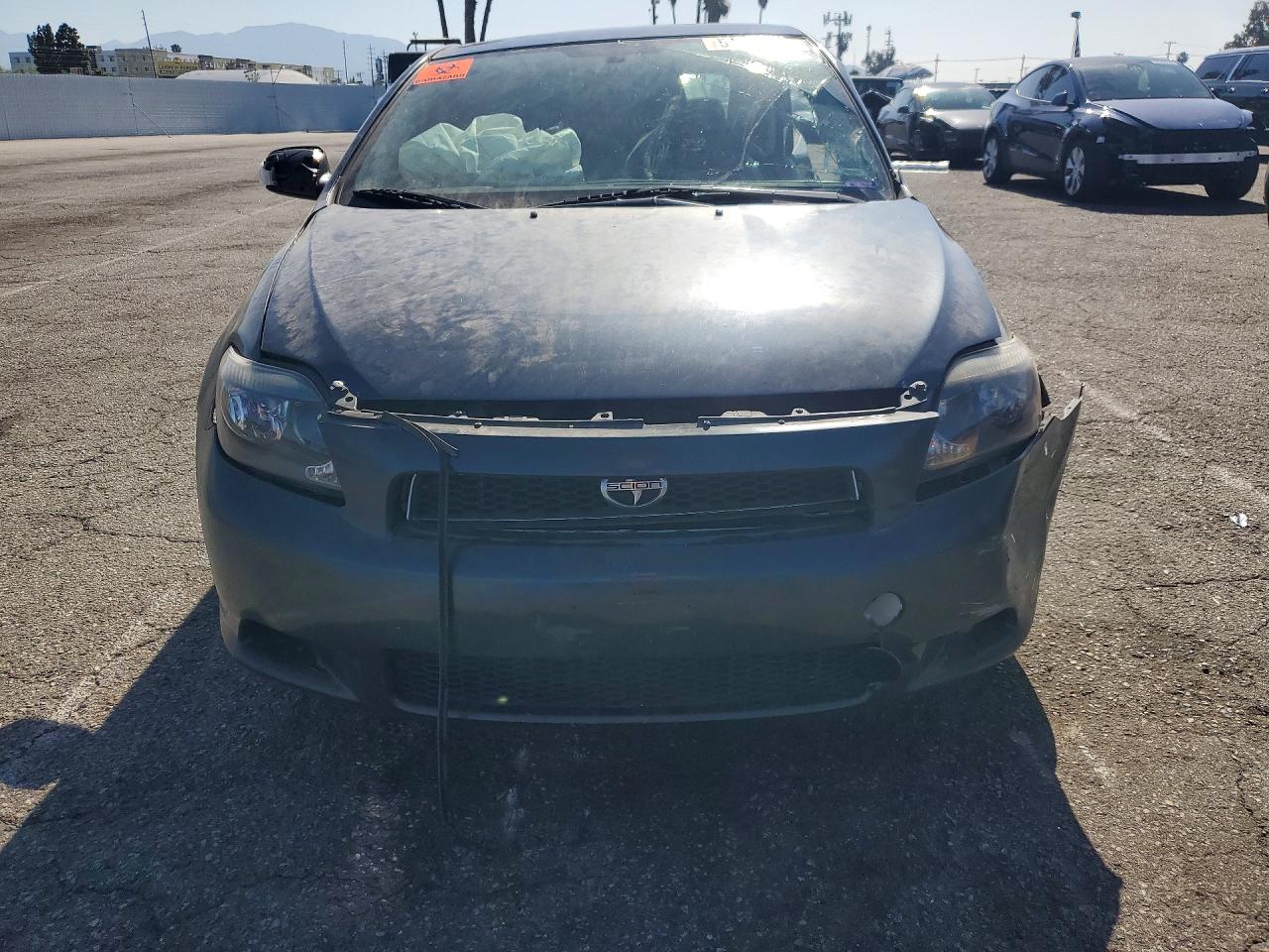 2006 SCION Tc VIN JTKDE167060127197 photo 5