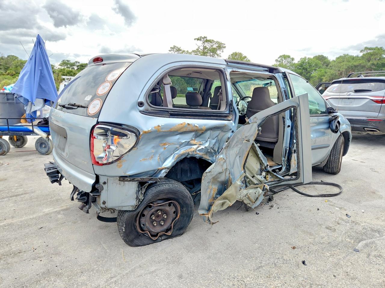 2003 Dodge Caravan VIN 1D4GP243X3B199046 photo 3