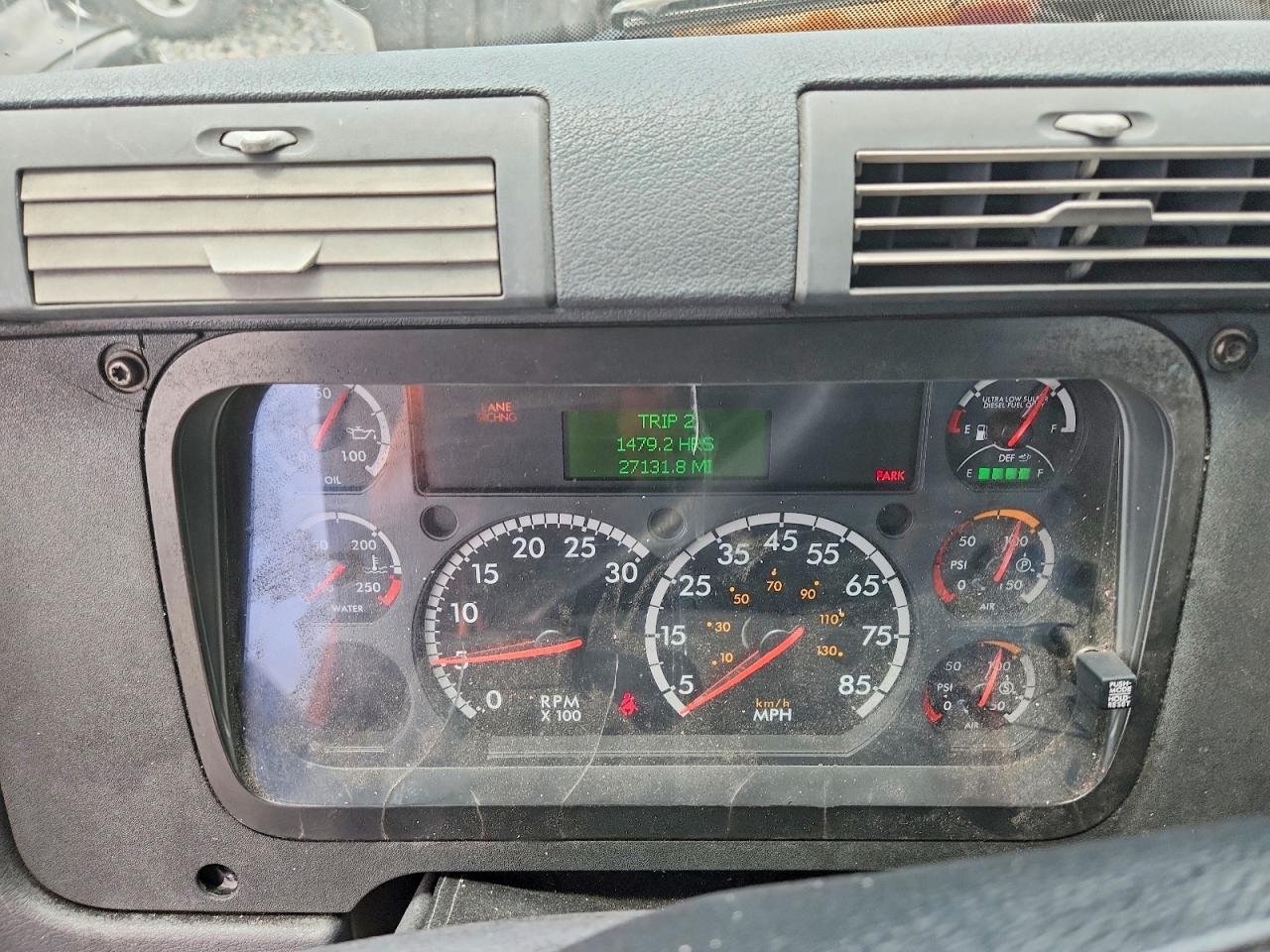 2016 FREIGHTLINER All other VIN 1FUBGEDV6GLHC5660 photo 8