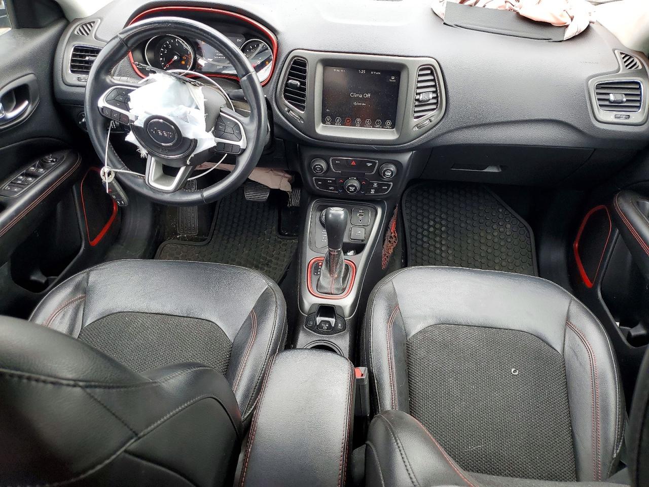 2019 Compass VIN 3C4NJDDB5KT703430 photo 8