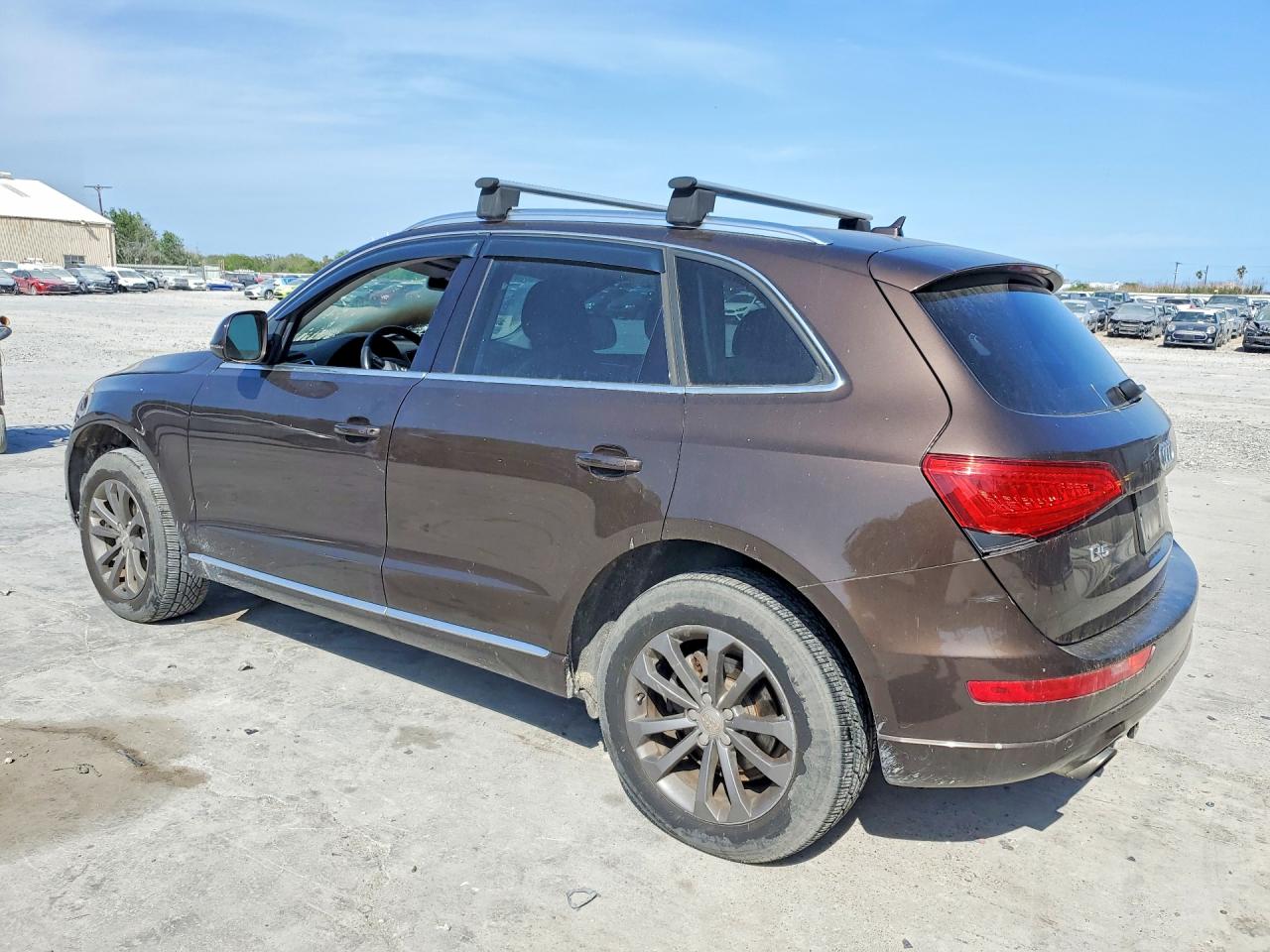 2014 Audi Q5 VIN WA1LFAFP9EA124544 photo 2