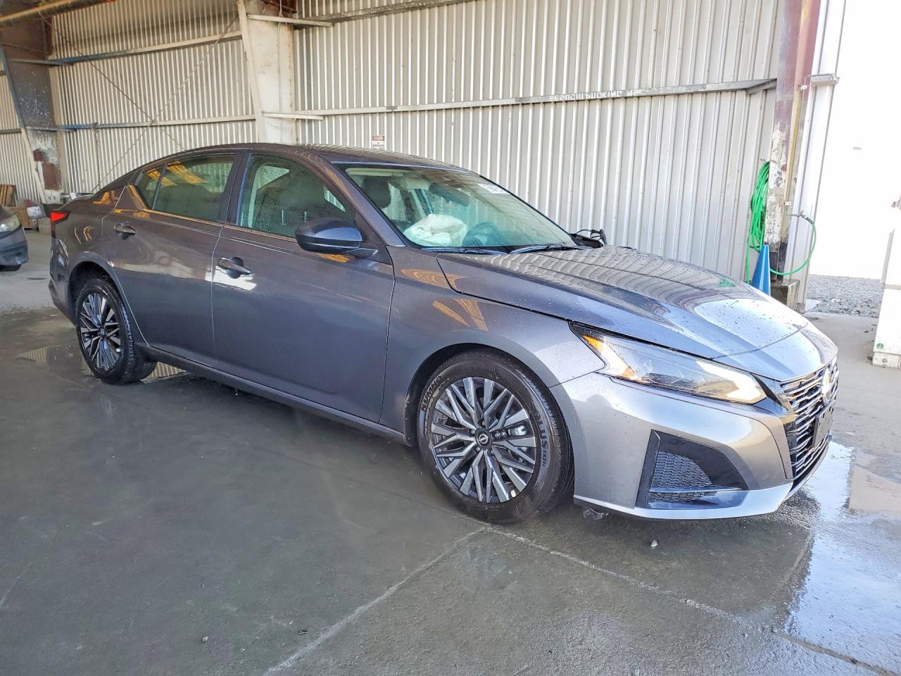 2026 Nissan Altima VIN 1N4BL4DVXTN323353 photo 4