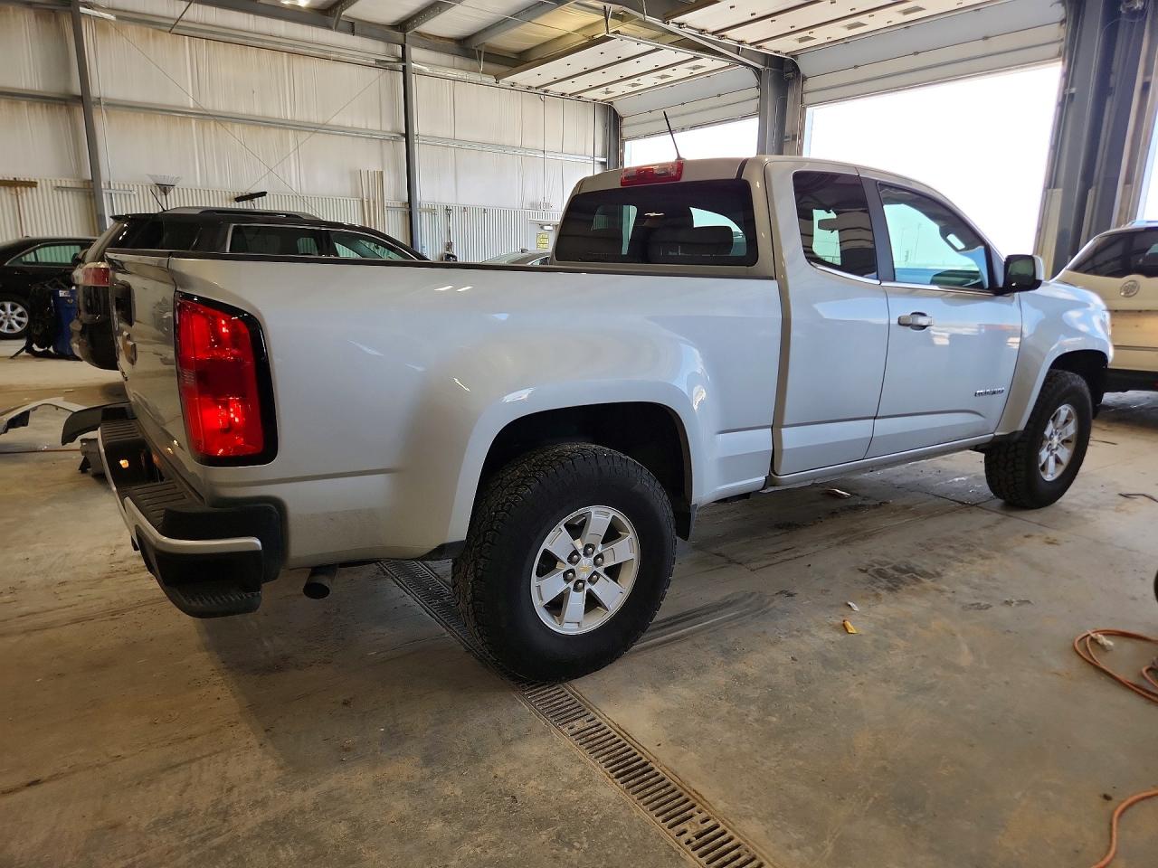 2020 Colorado VIN 1GCHSBEN9L1126014 photo 3