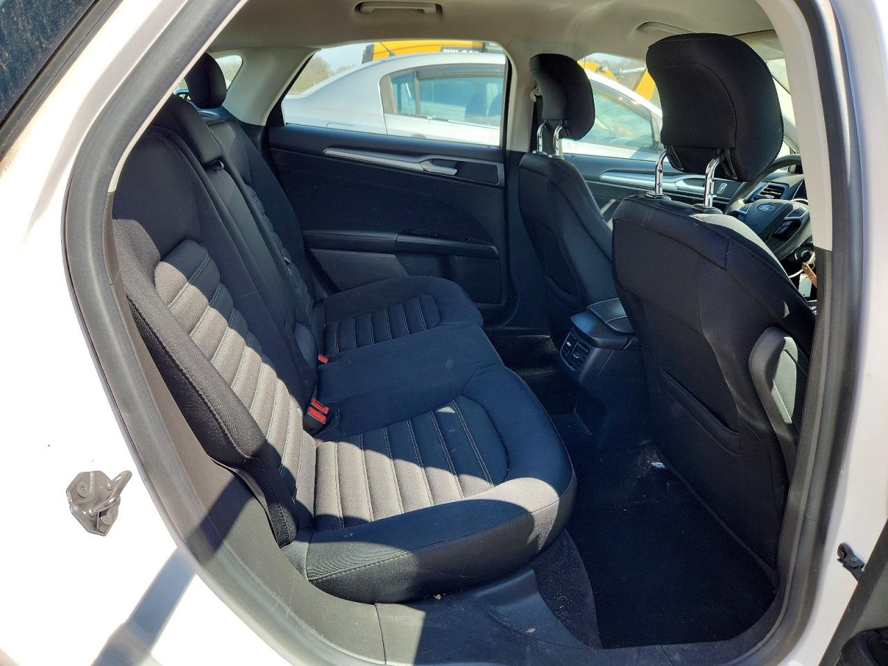 2015 Ford Fusion VIN 3FA6P0H76FR122500 photo 10