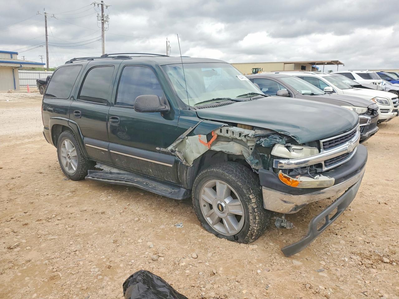 2002 Chevrolet Tahoe VIN 1GNEC13Z12R136575 photo 4