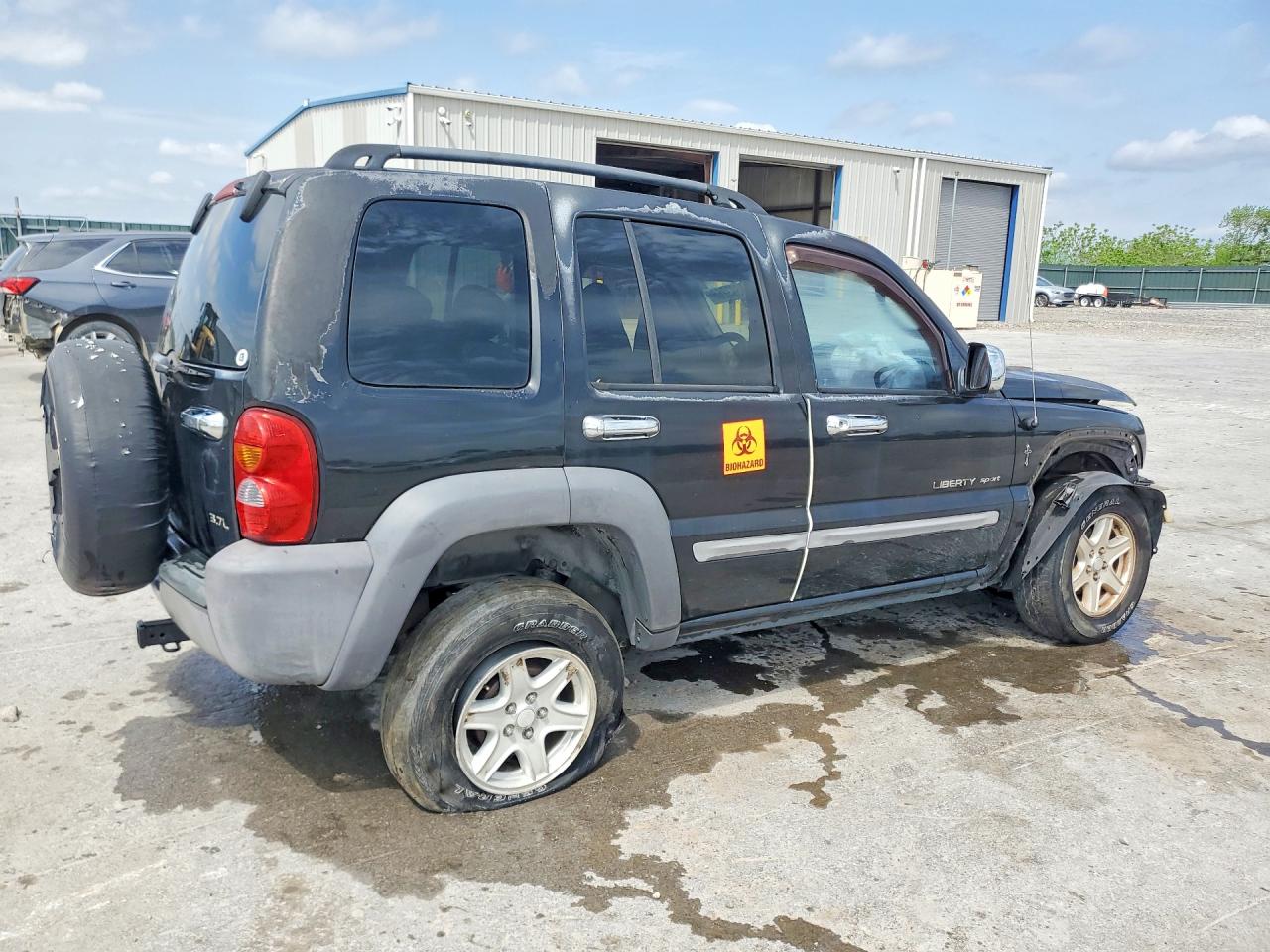 2002 JEEP Liberty VIN 1J4GK48K02W278090 photo 3