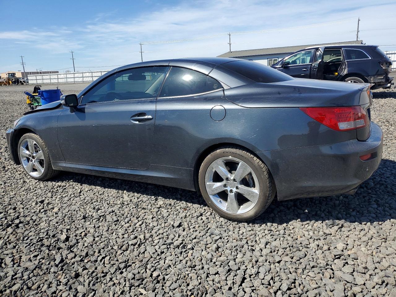 2011 Lexus Is VIN JTHFF2C23B2515503 photo 2