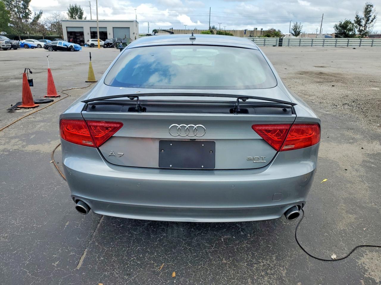2012 Audi A7 VIN WAUSGAFC3CN003216 photo 6