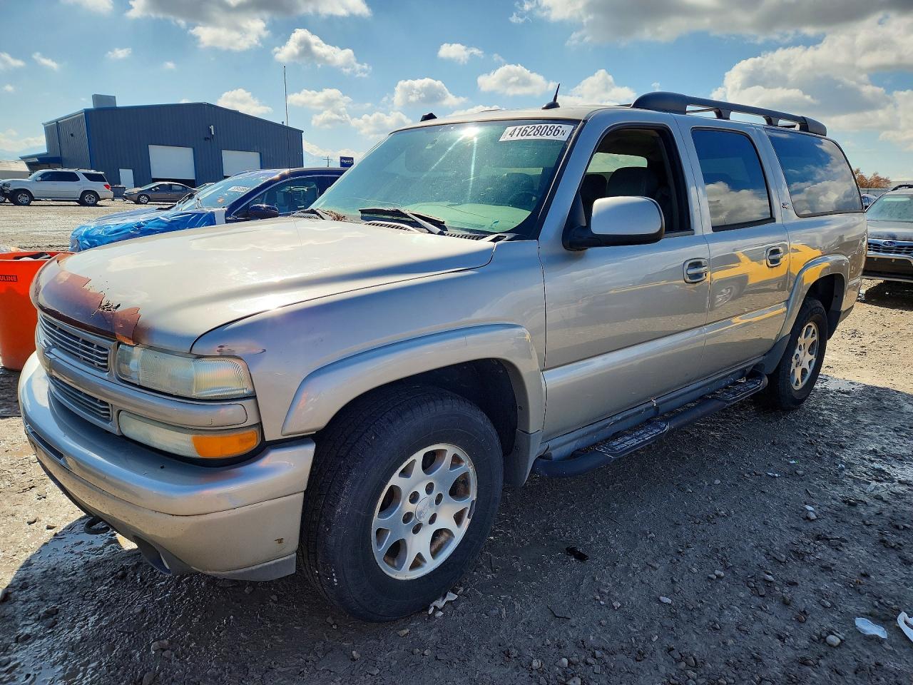 2005 Chevrolet Suburban VIN 3GNFK16ZX5G129003 photo 1