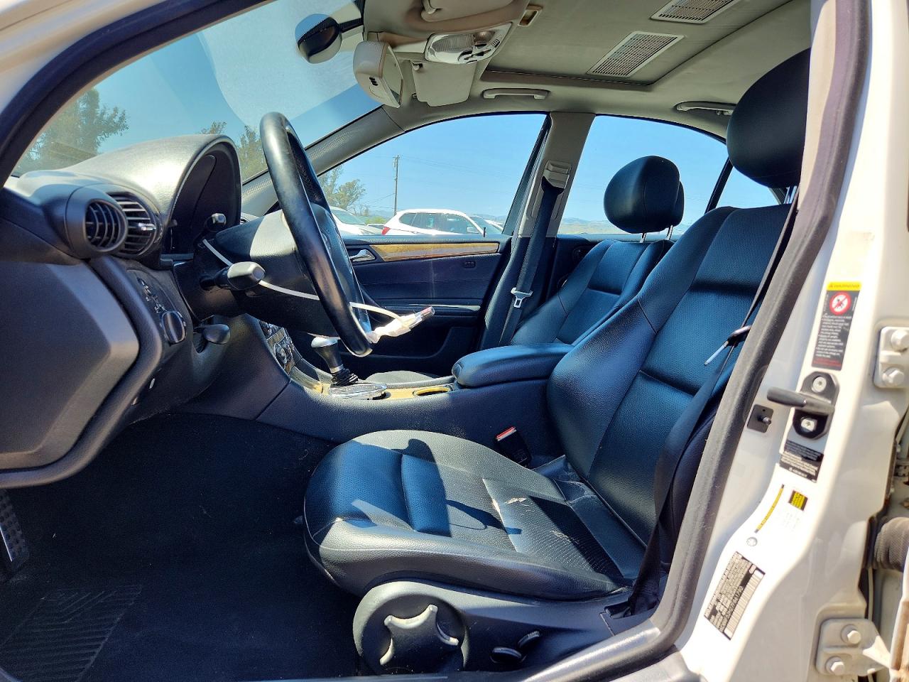 2007 Mercedes-Benz C class VIN WDBRF52H27F861790 photo 7
