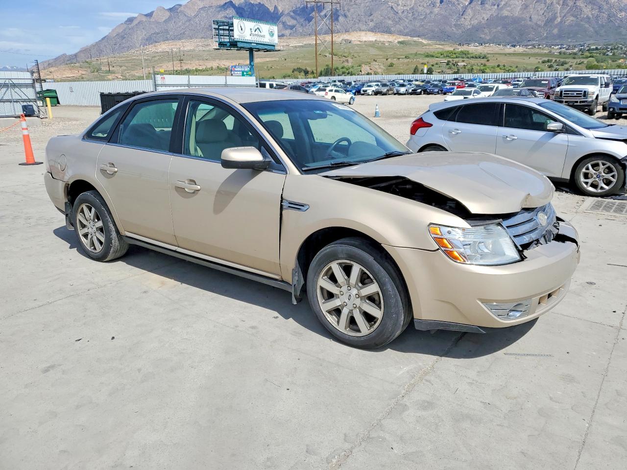 2008 Ford Taurus VIN 1FAHP27W28G142119 photo 4