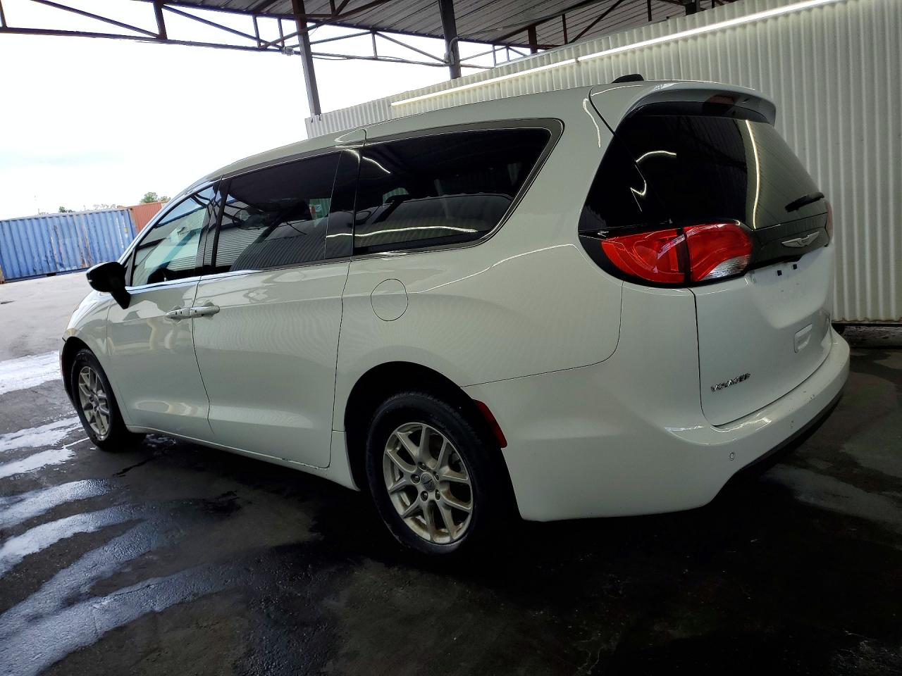 2025 Chrysler Minivan VIN 2C4RC1CG7SR534974 photo 2