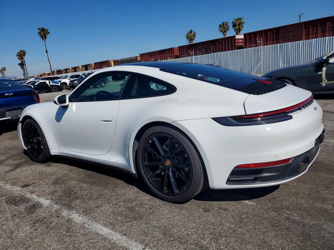 2021 Porsche 911 VIN WP0AA2A99MS206096 photo 2