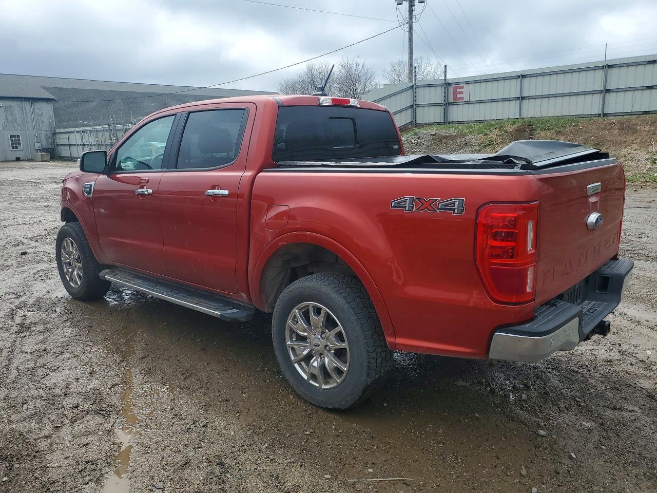 2022 Ford Ranger VIN 1FTER4FH8NLD05655 photo 2