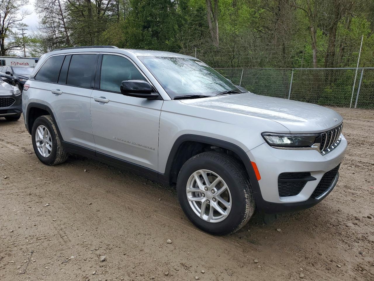 2025 Jeep Cherokee VIN 1C4RJHAG9SC308803 photo 4