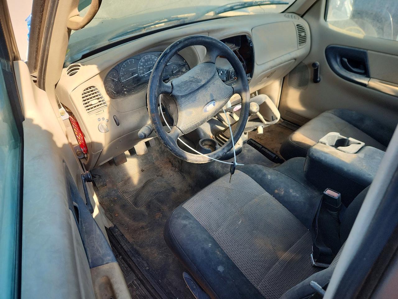 2003 Ford Ranger VIN 1FTYR10D23PB39219 photo 8