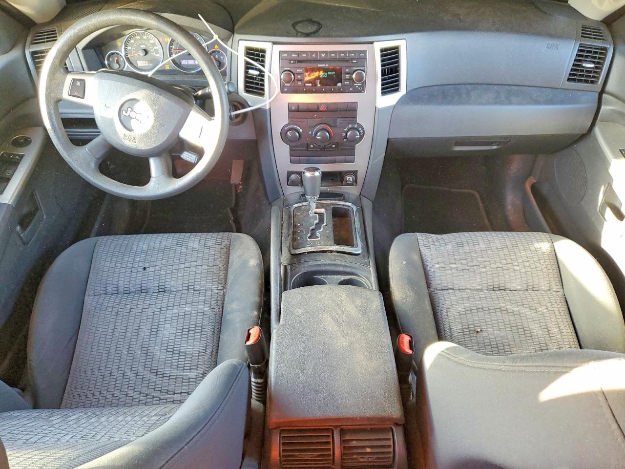 2008 Jeep Cherokee VIN 1J8GR48K98C119427 photo 8