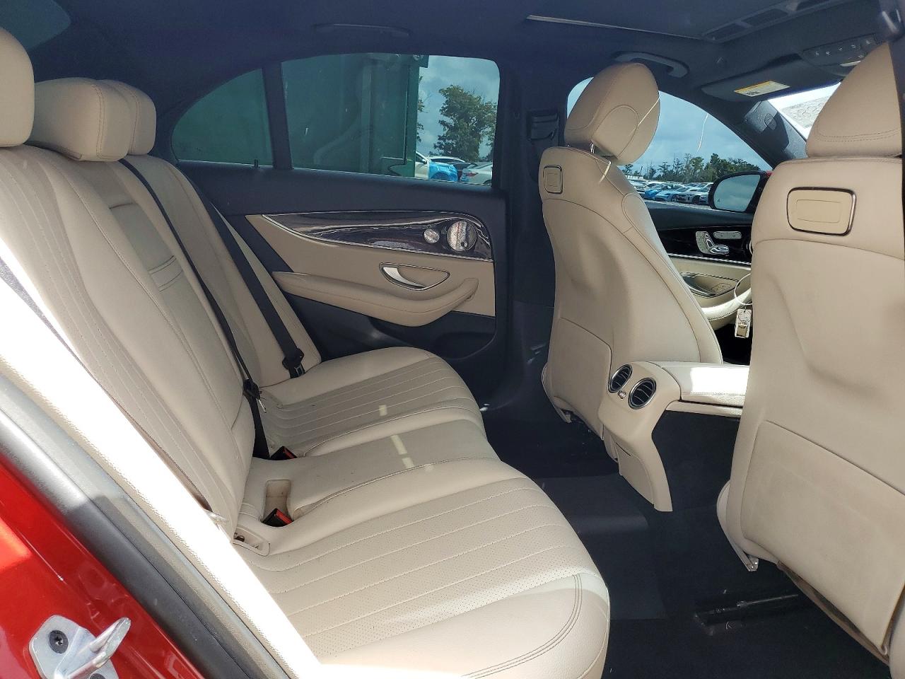 2019 Mercedes-Benz E-class VIN WDDZF4JB3KA616405 photo 10