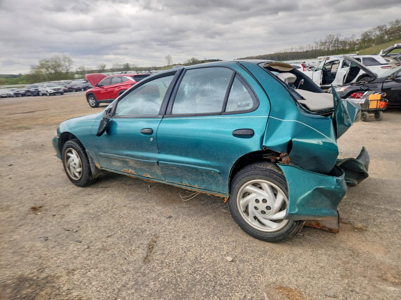 1996 Chevrolet Cavalier VIN 1G1JF5244T7179244 photo 2