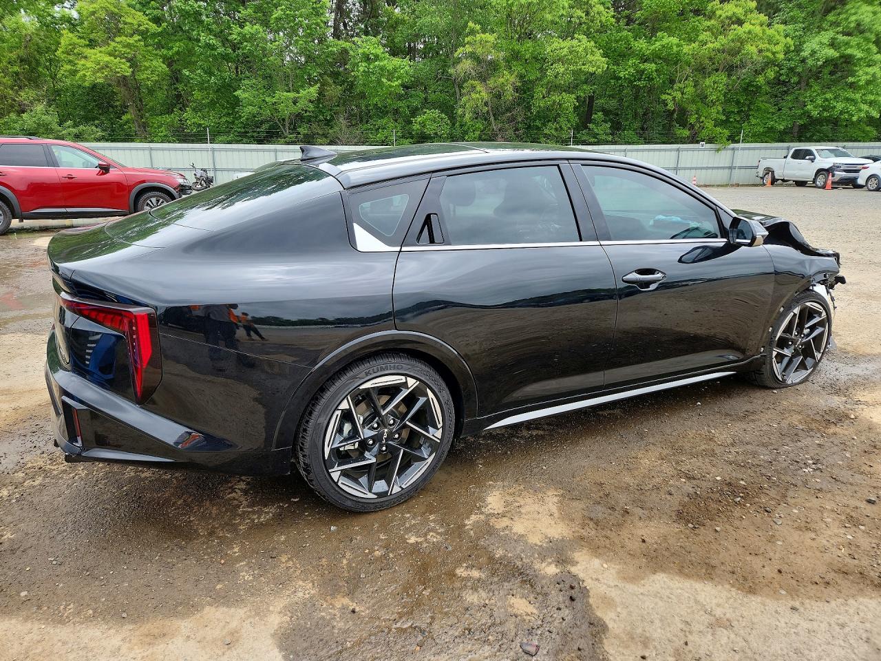 2025 Kia K4 VIN 3KPFW4DE7SE247452 photo 3