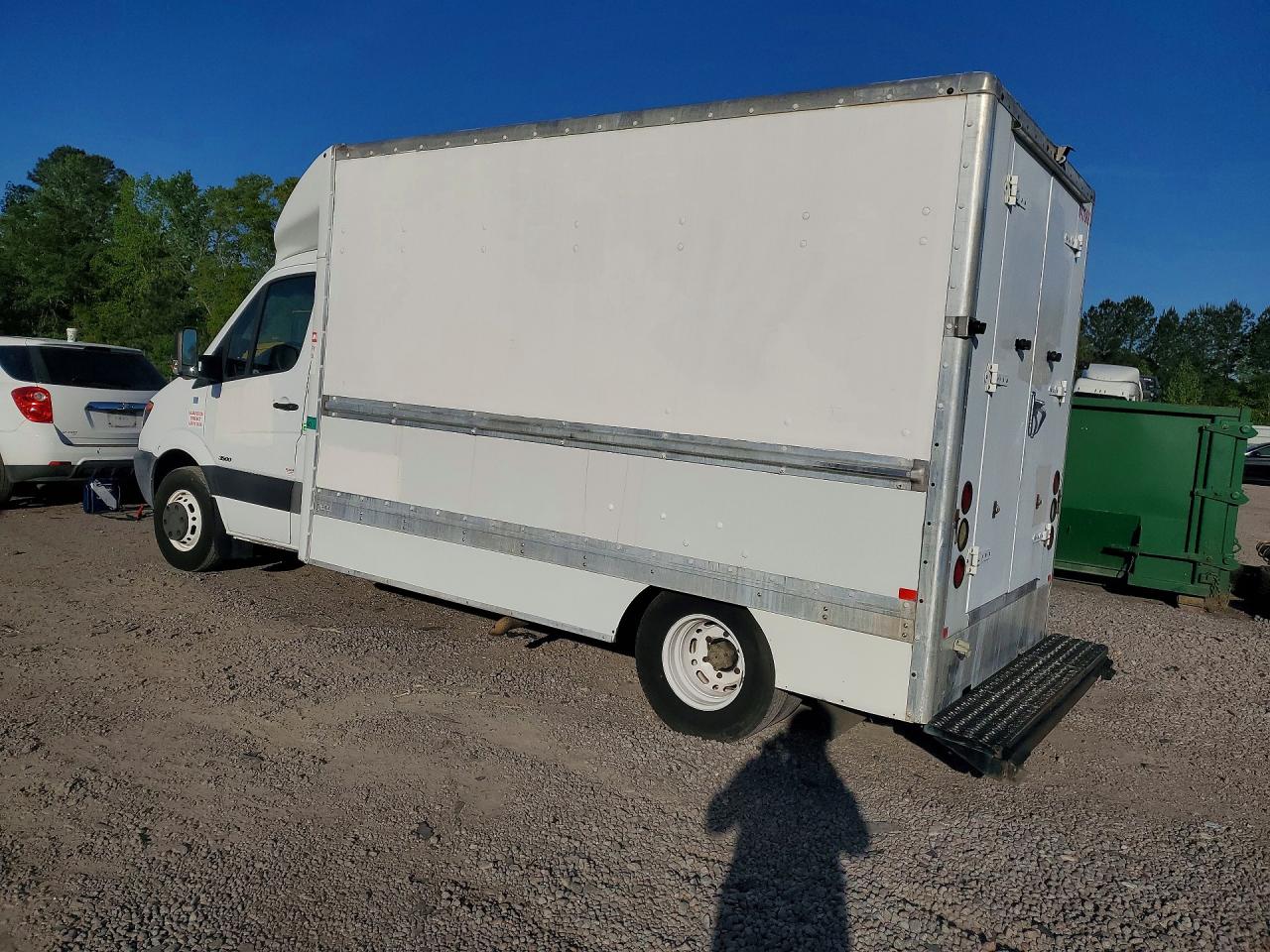 2011 FREIGHTLINER Sprinter VIN WDPPF4CC7B9470446 photo 2