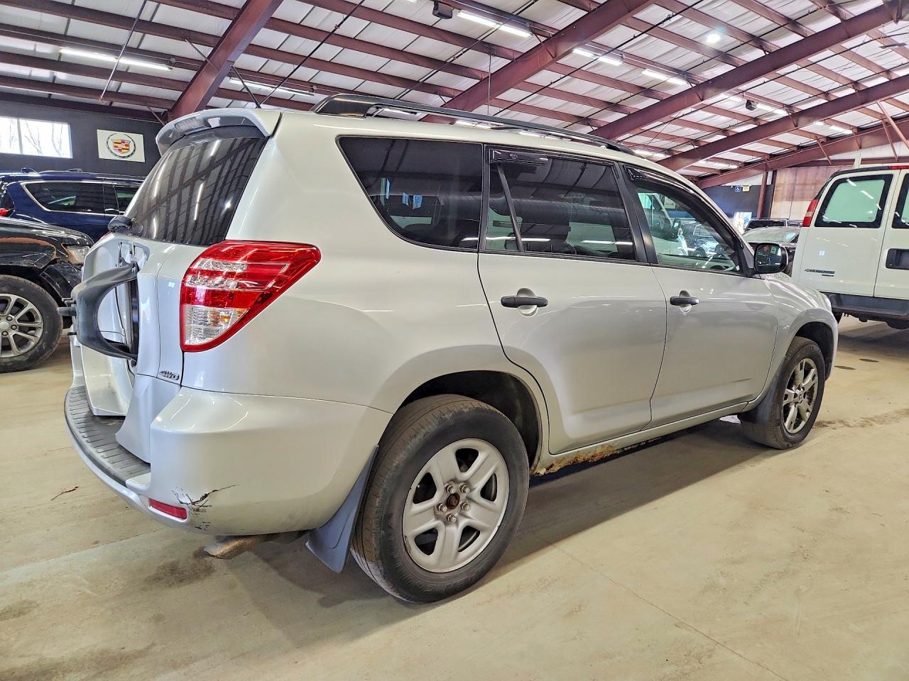 2010 Toyota Rav4 base VIN 2T3BK4DV5AW014747 photo 3