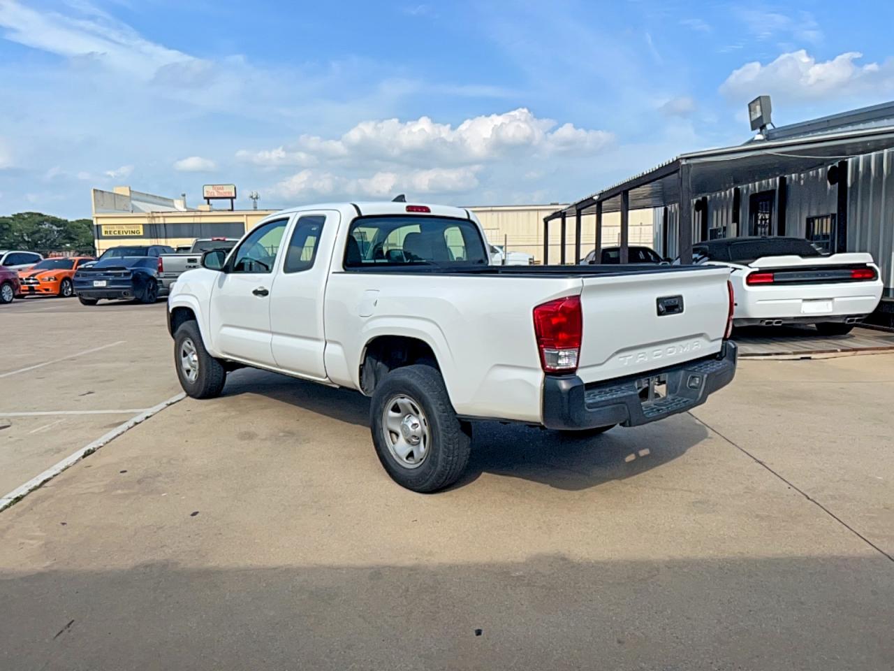 2017 Toyota Tacoma sr VIN 5TFRX5GN2HX098369 photo 3