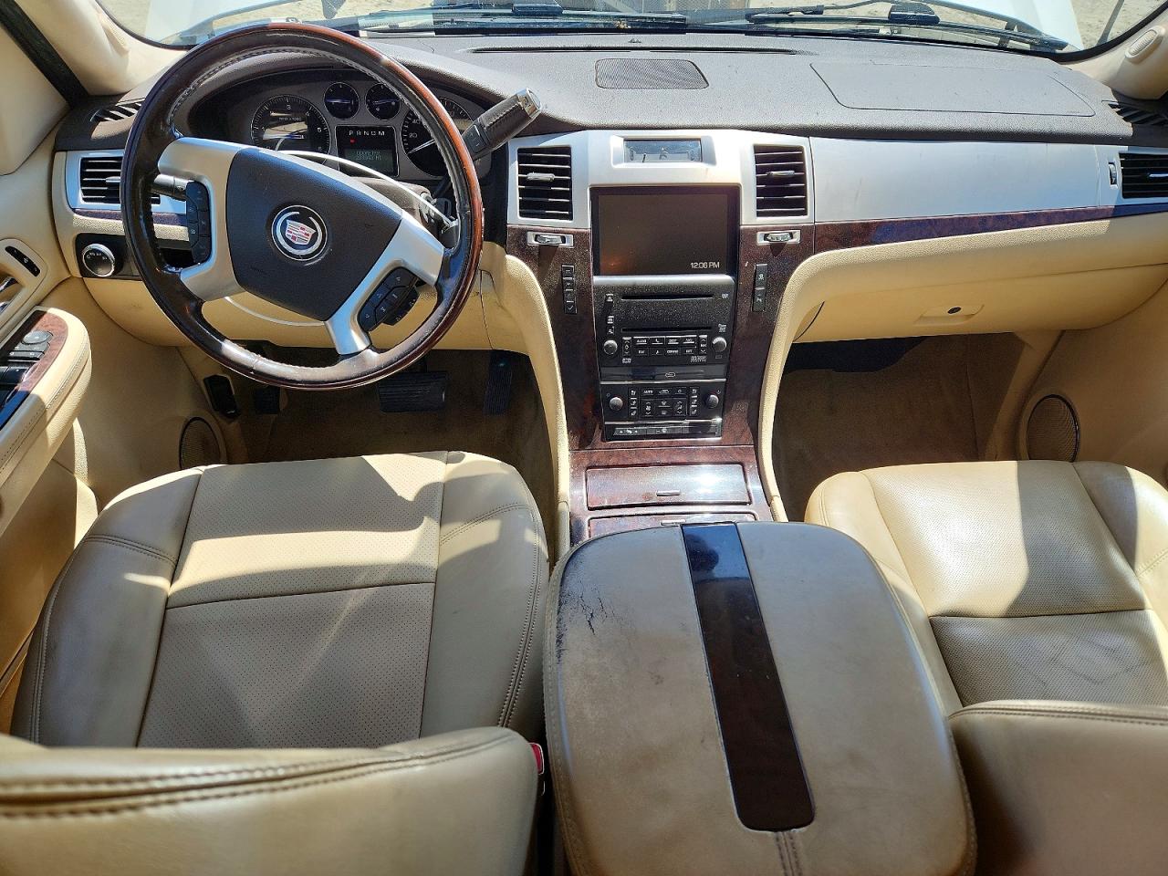 2008 CADILLAC Escalade VIN 3GYFK62878G275991 photo 8