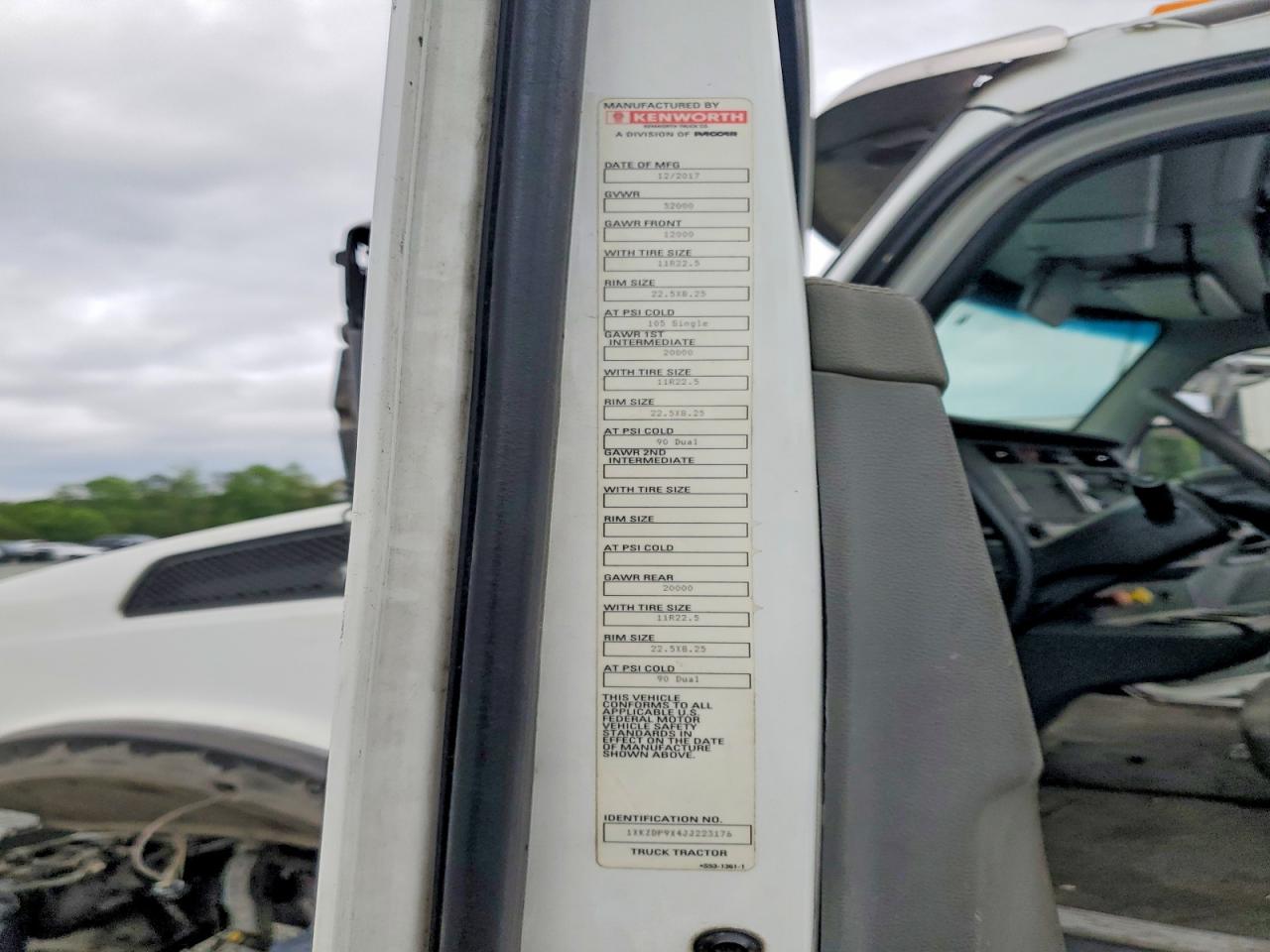 2018 KENWORTH All other VIN 1XKZDP9X4JJ223176 photo 10