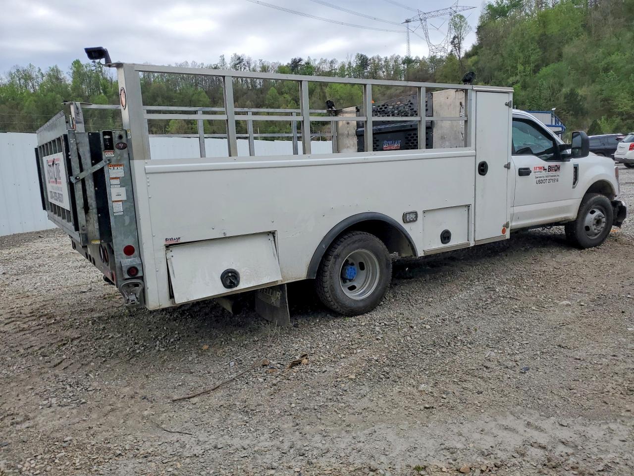 2021 Ford F350 VIN 1FDRF3G66MEC55208 photo 3