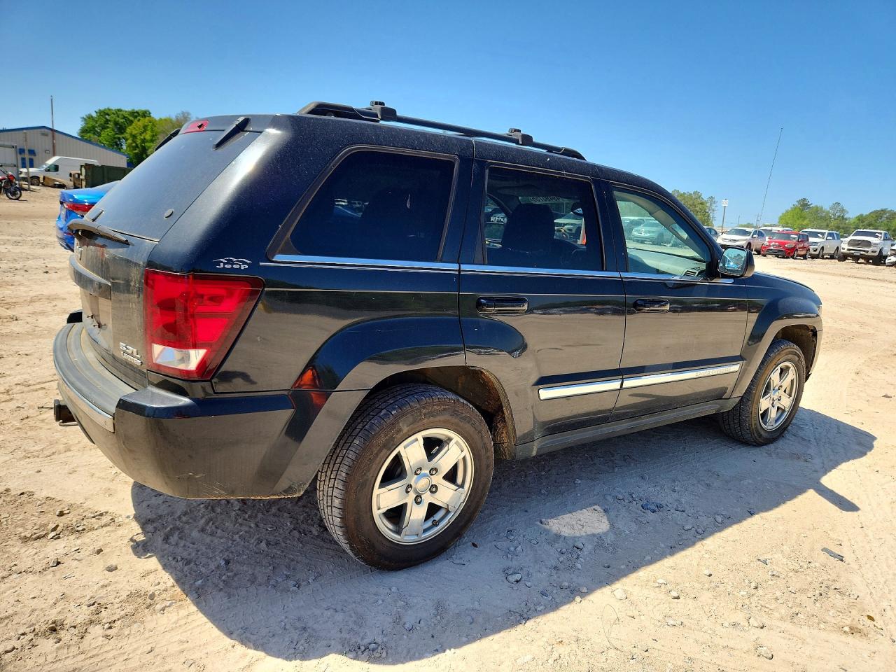 2005 Jeep Cherokee VIN 1J4HR58295C595765 photo 3