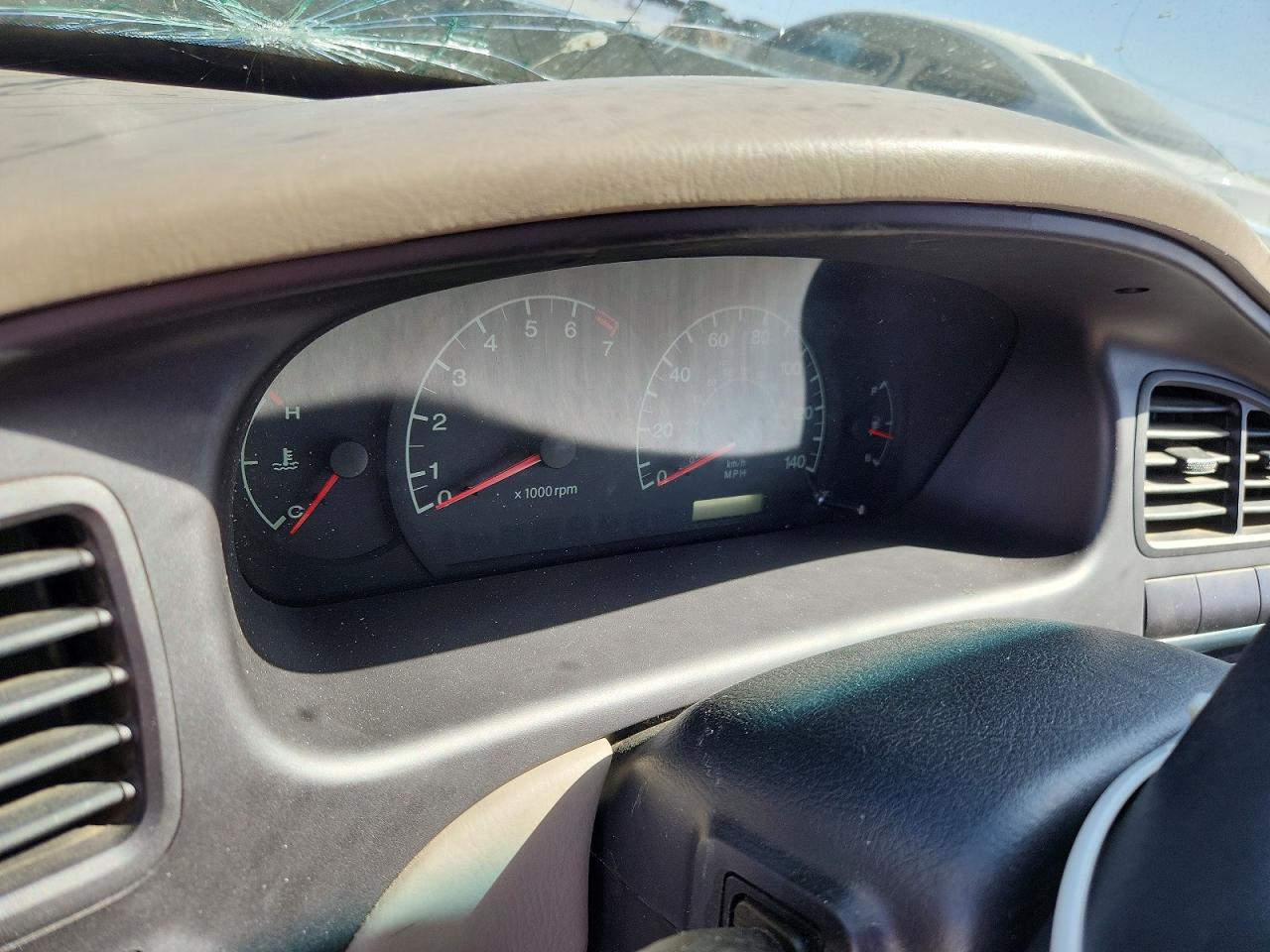2002 Hyundai Elantra VIN KMHDN45D12U291413 photo 9