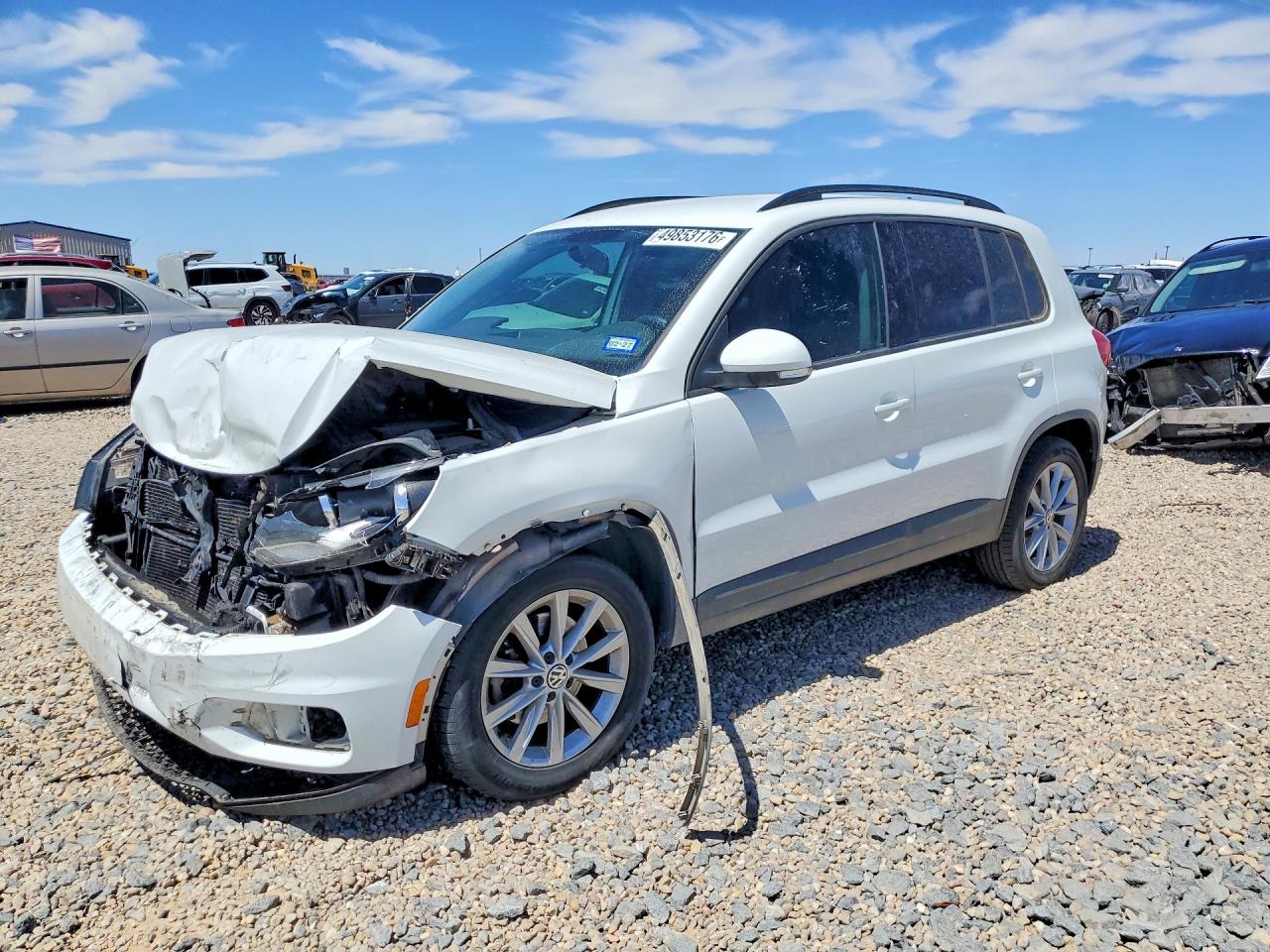 2018 Volkswagen All other VIN WVGAV7AX8JK005247 photo 1