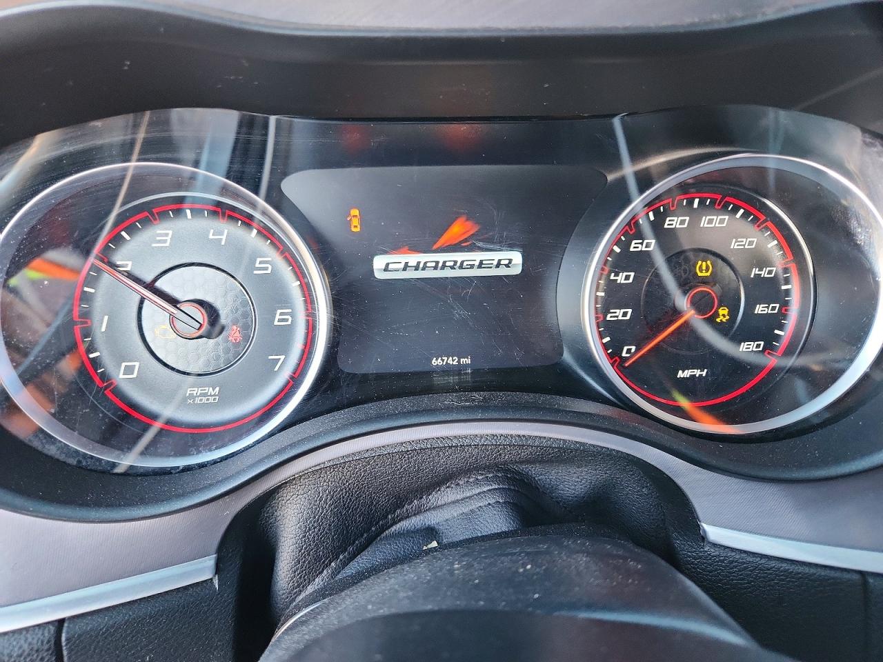 2019 Dodge Charger VIN 2C3CDXGJ6KH558480 photo 9