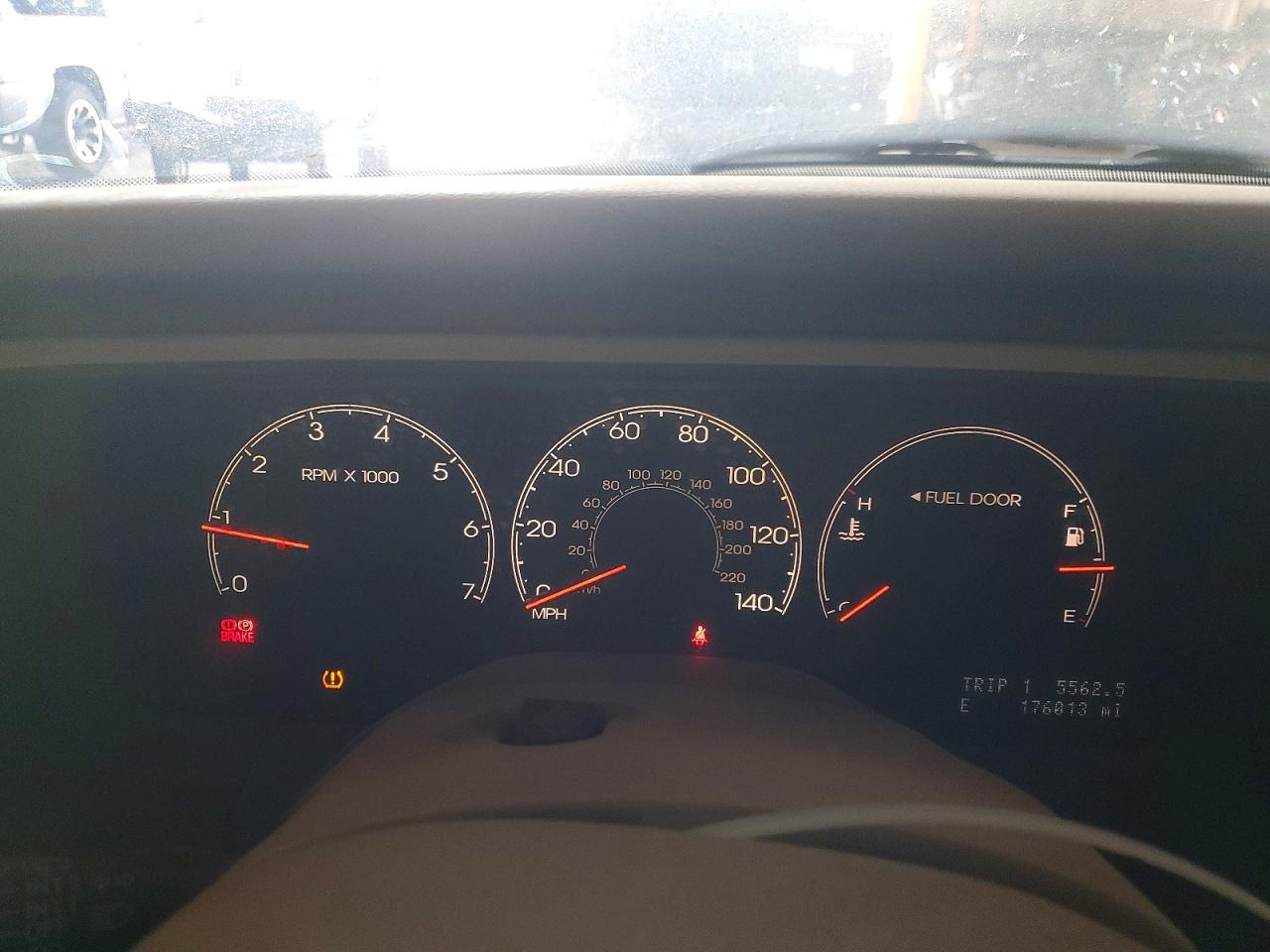 2005 LINCOLN Navigator VIN 5LMFU28505LJ04884 photo 9