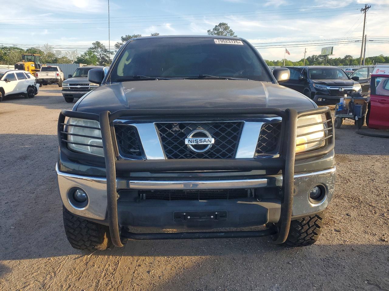 2011 NISSAN Frontier VIN 1N6AD0ER5BC445638 photo 5