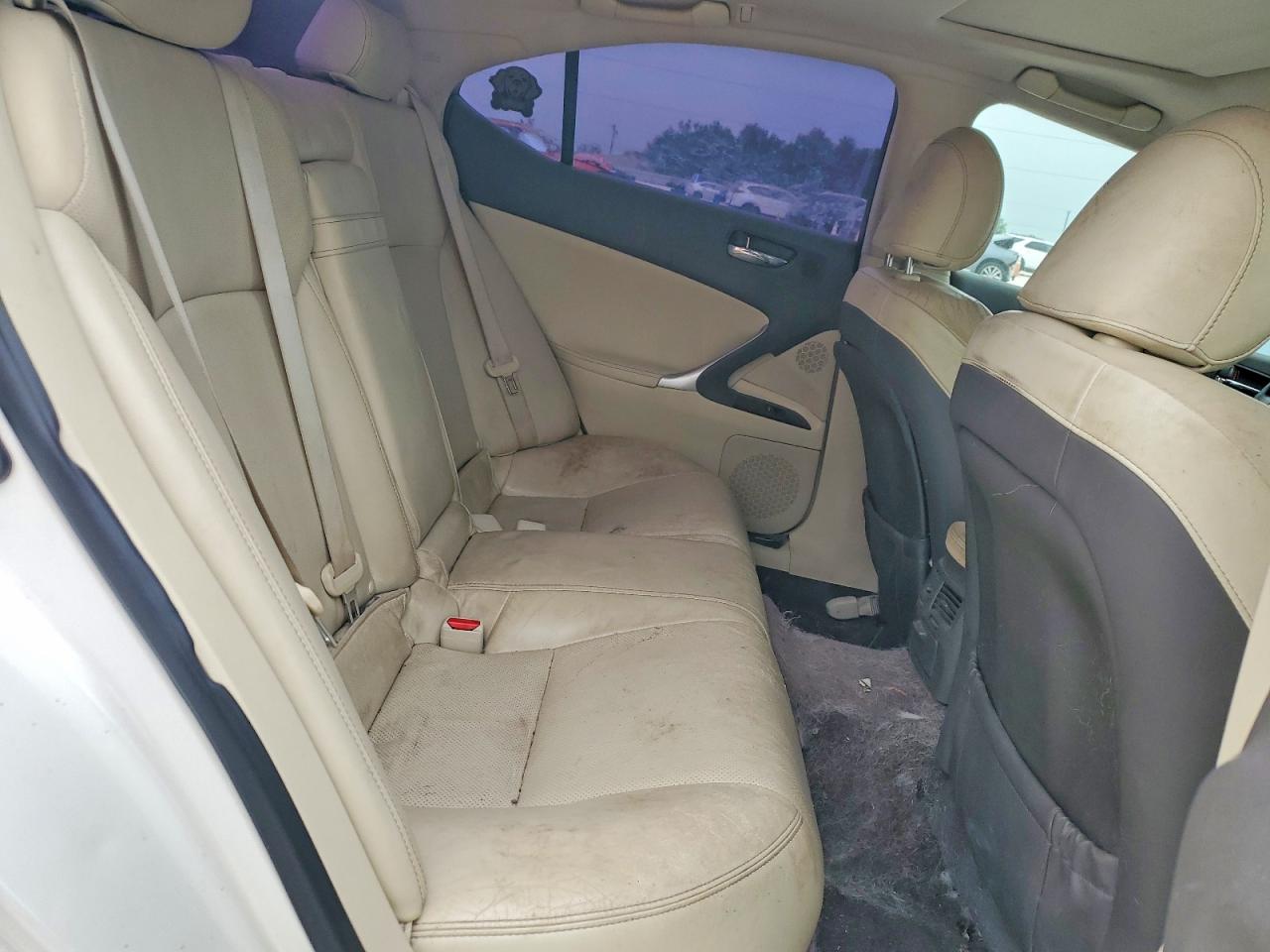 2011 LEXUS Is VIN JTHBF5C24B5135083 photo 10