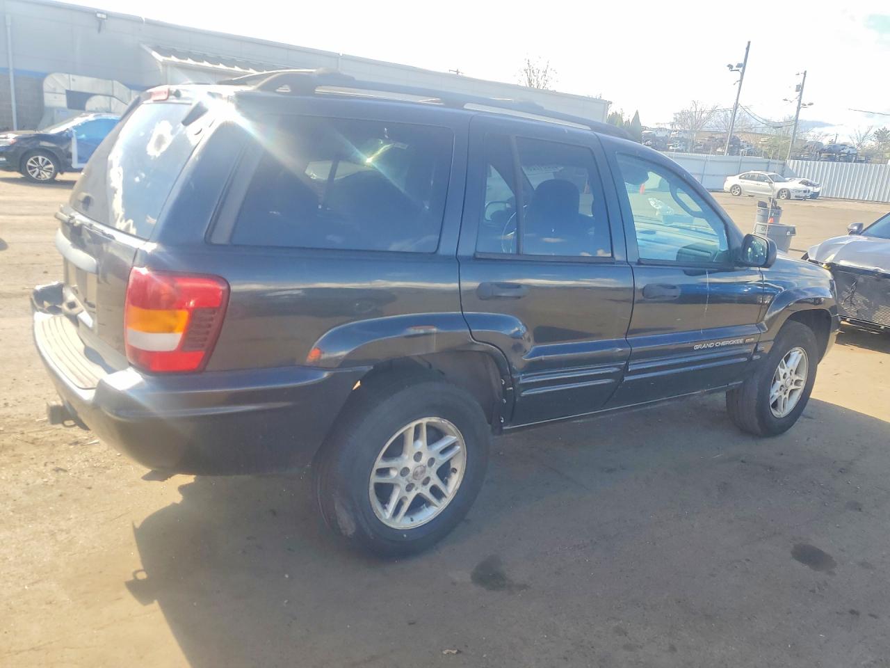 2004 Jeep Cherokee VIN 1J4GW48S64C367851 photo 3
