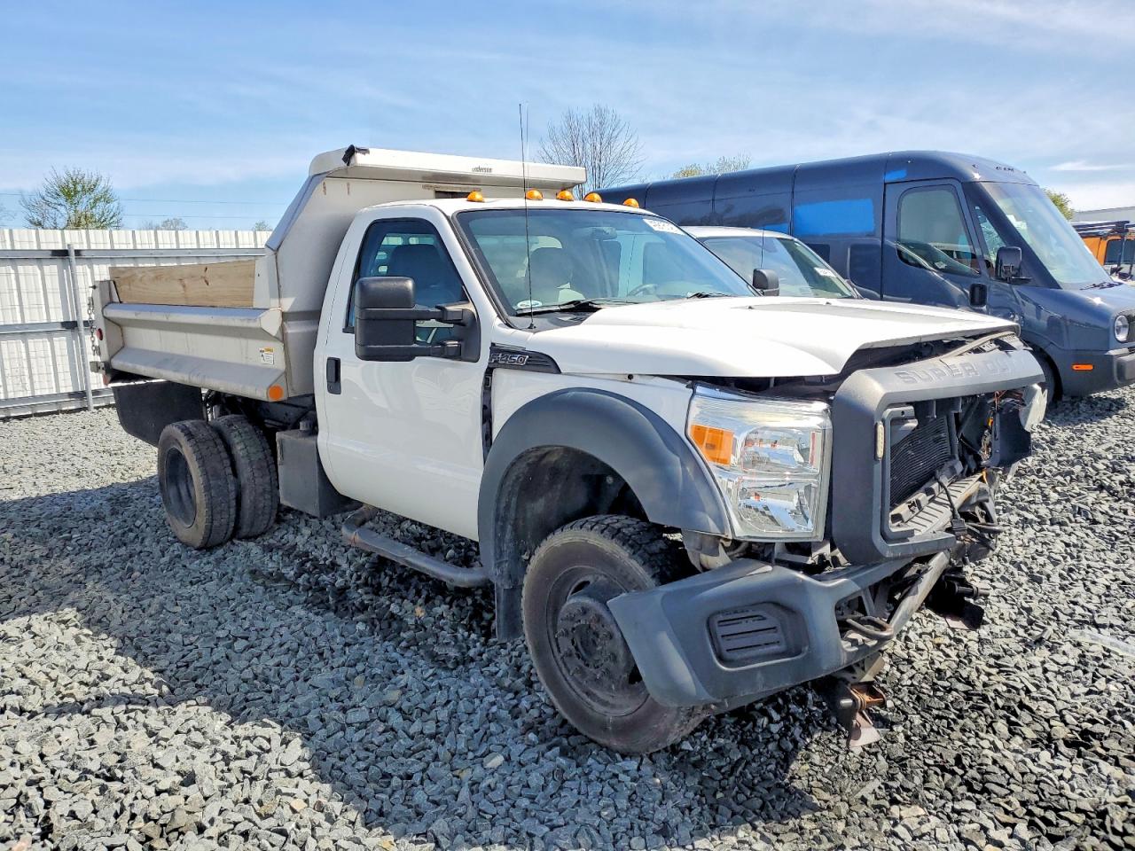 2015 Ford F450 VIN 1FDUF4HY5FED09472 photo 1