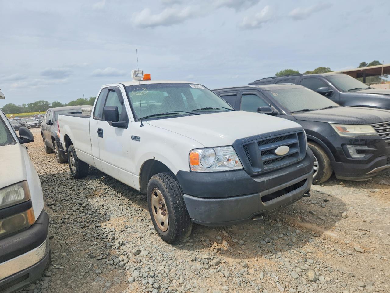 2008 Ford F150 VIN 1FTRF14W48KE32956 photo 4