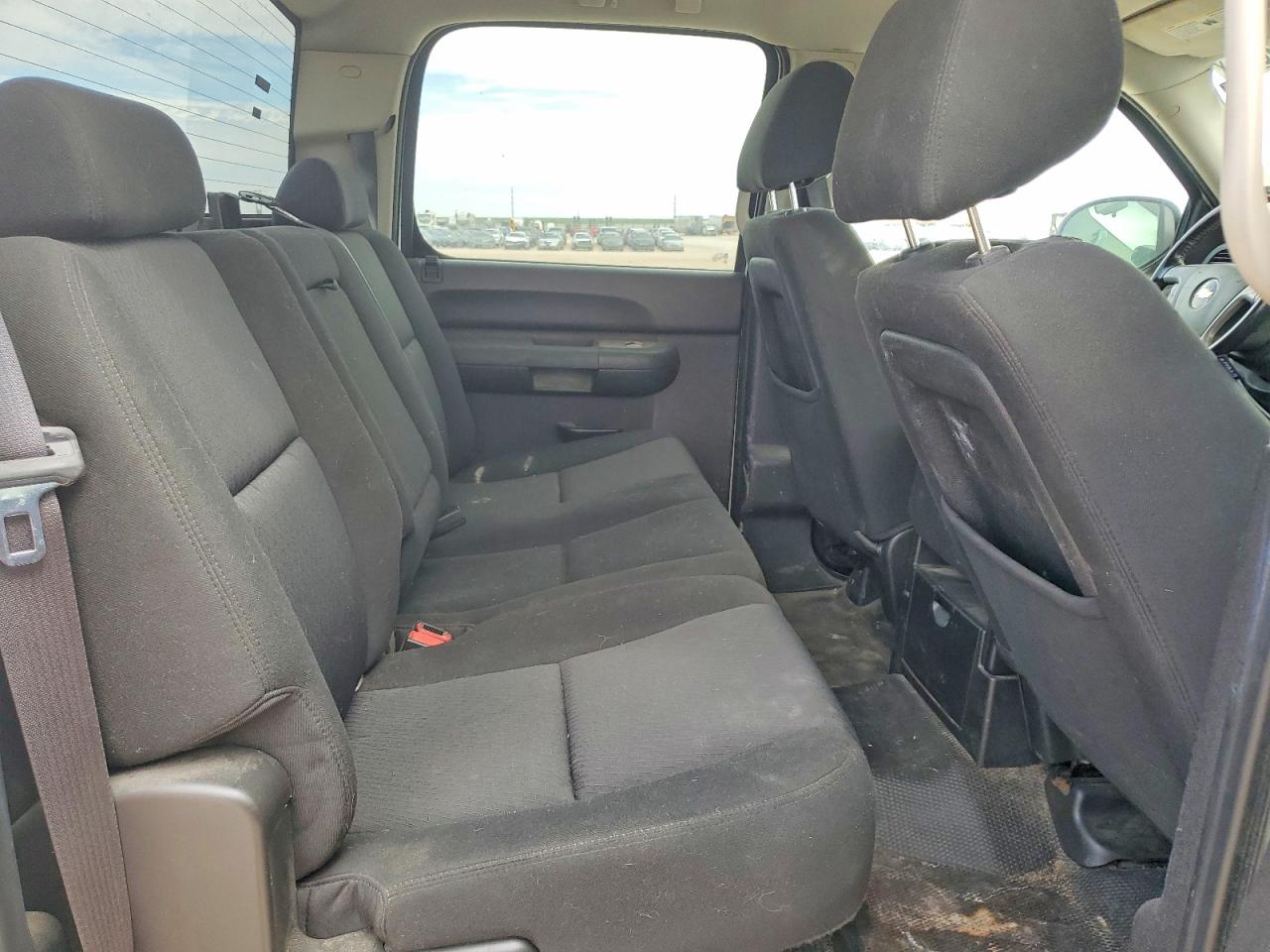 2011 Chevrolet Silverado VIN 3GCPKSE38BG164523 photo 10