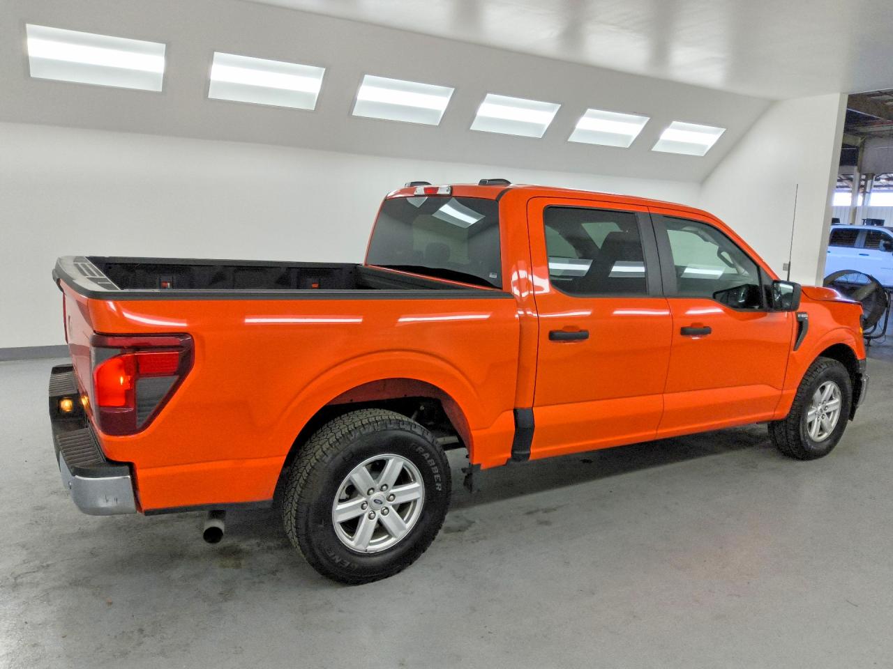 2024 Ford F150 VIN 1FTEW1K87RKE44071 photo 3