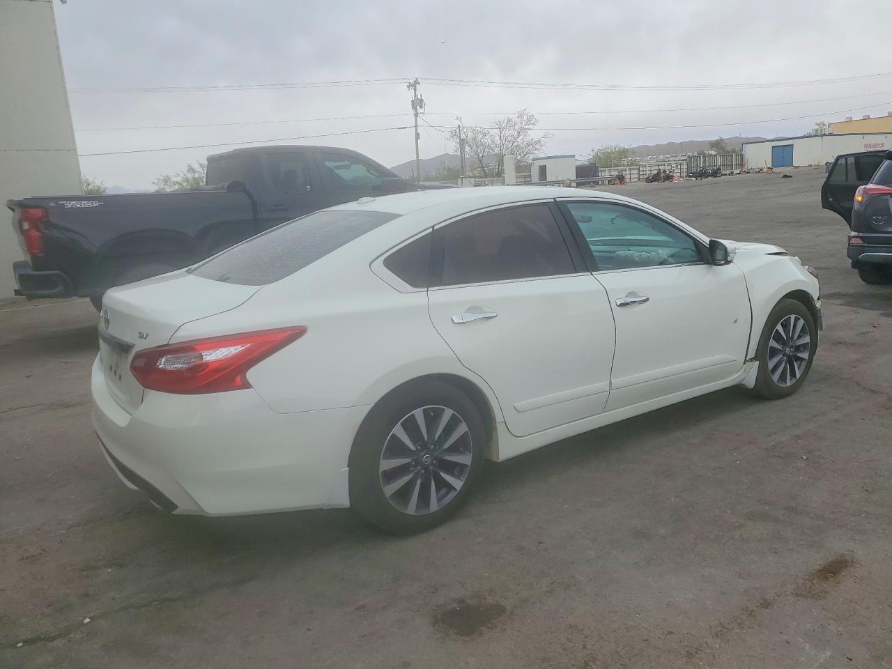 2016 NISSAN Altima VIN 1N4AL3AP1GC273732 photo 3