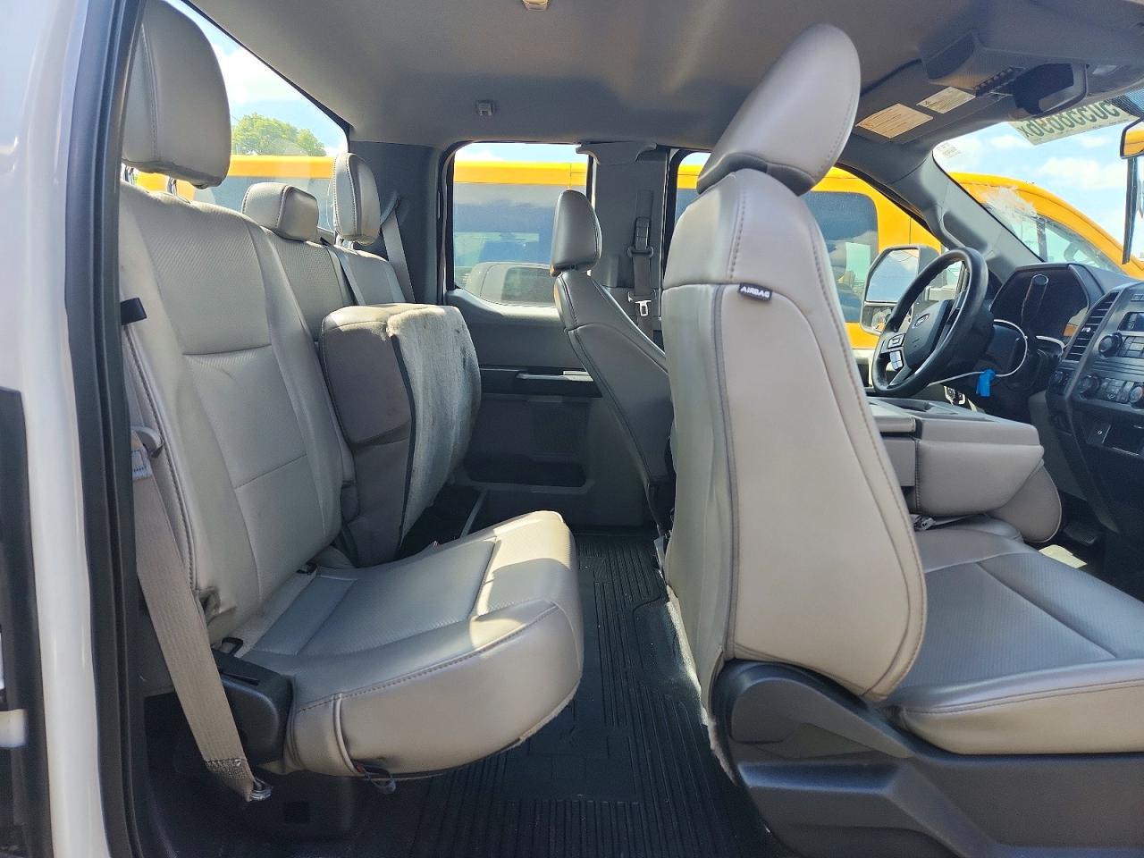 2019 Ford F350 VIN 1FT8X3DT0KEC36108 photo 6