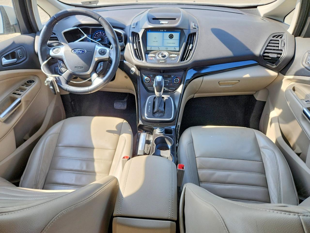 2017 FORD Cmax VIN 1FADP5FU2HL105062 photo 8