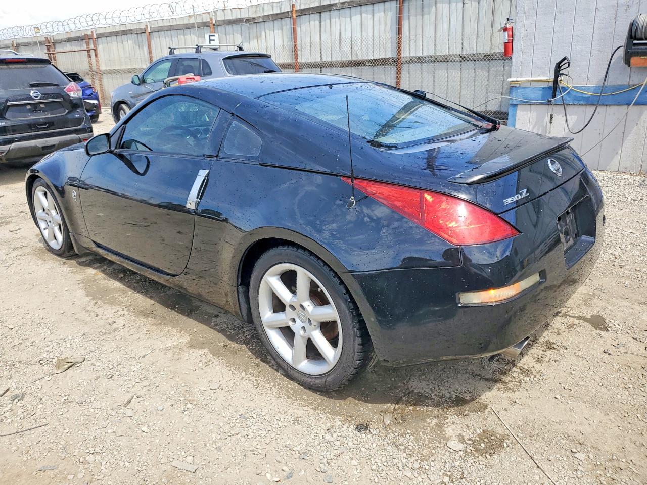 2003 Nissan 350z VIN JN1AZ34E33T004857 photo 2