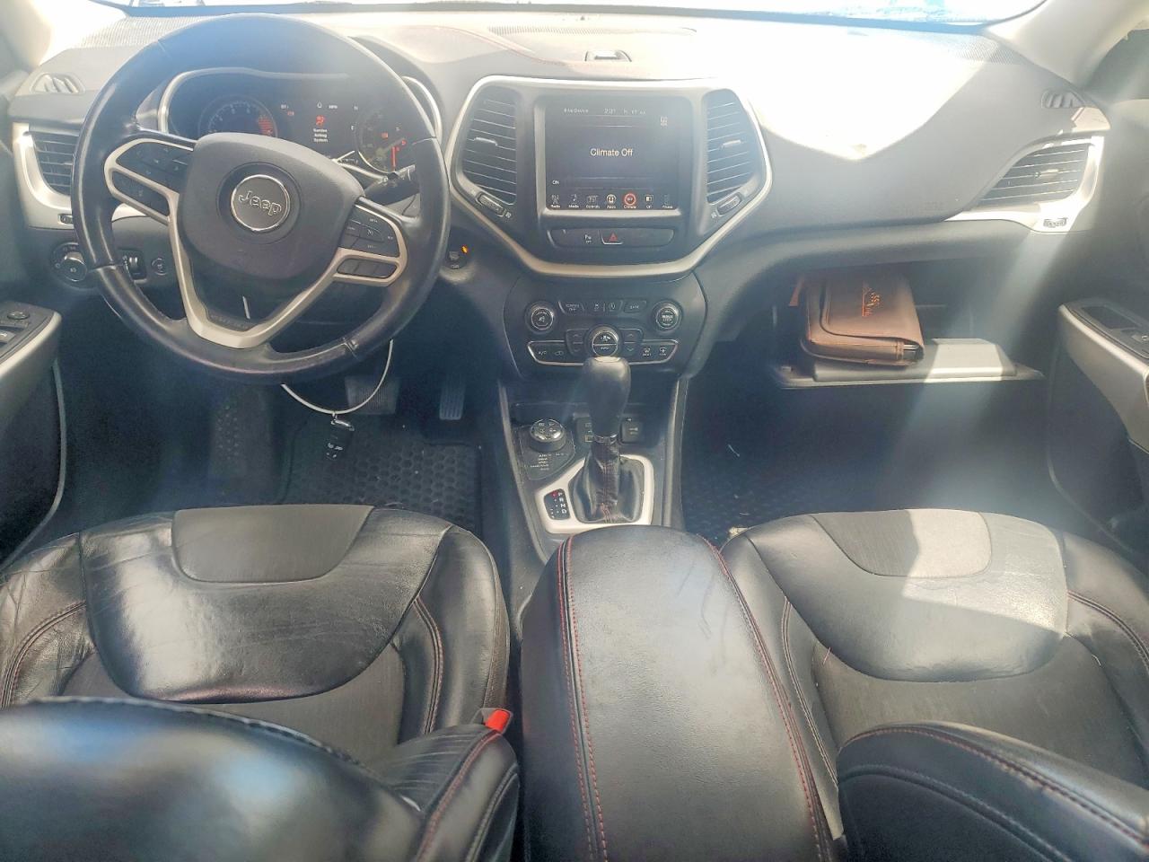 2018 JEEP Cherokee VIN 1C4PJMBX2JD522751 photo 8