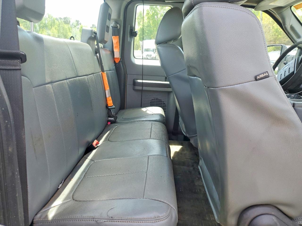 2014 Ford F350 VIN 1FT8X3B61EEA94661 photo 6