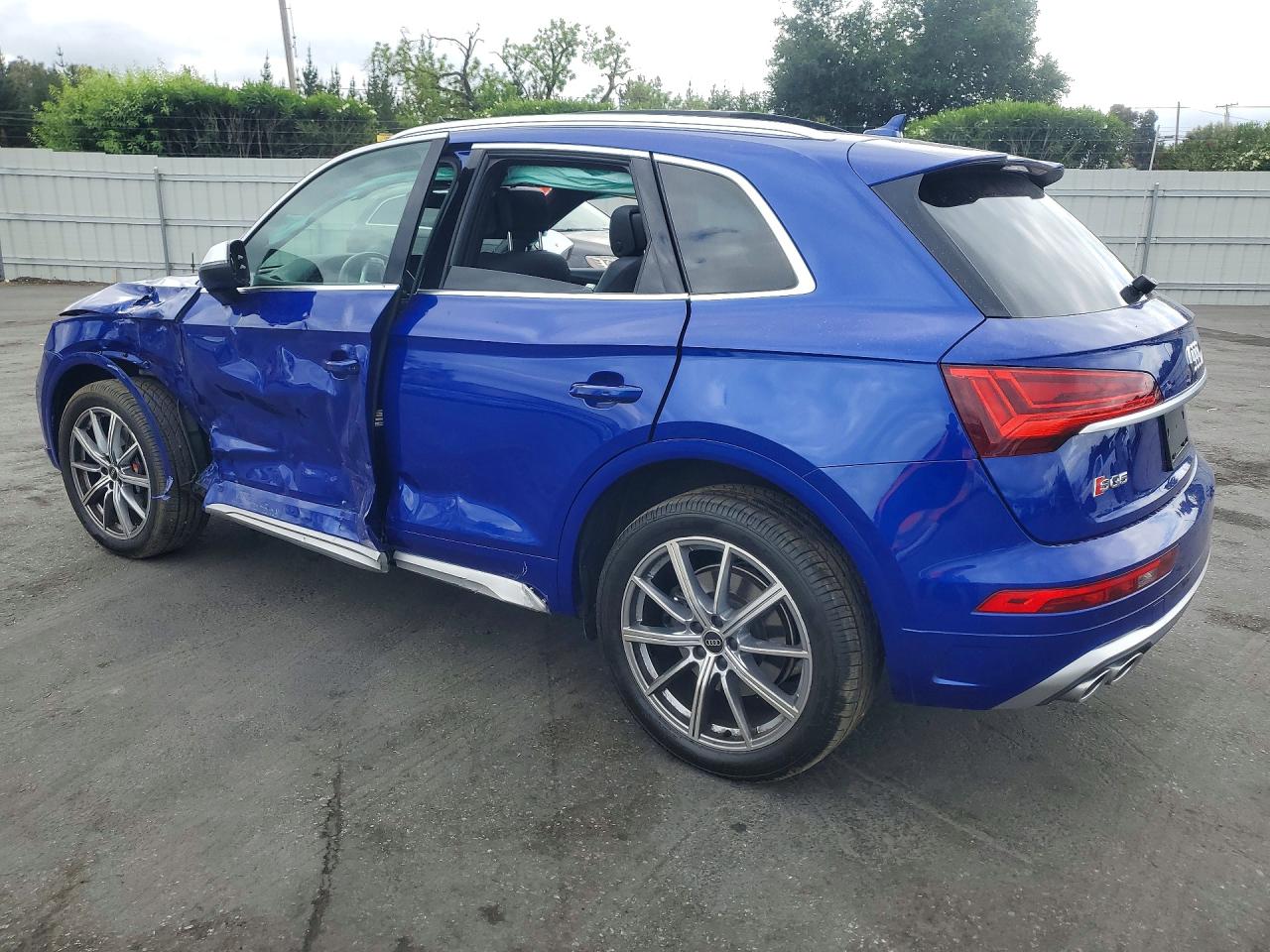 2022 Audi Sq5 VIN WA1A4AFY5N2092160 photo 2