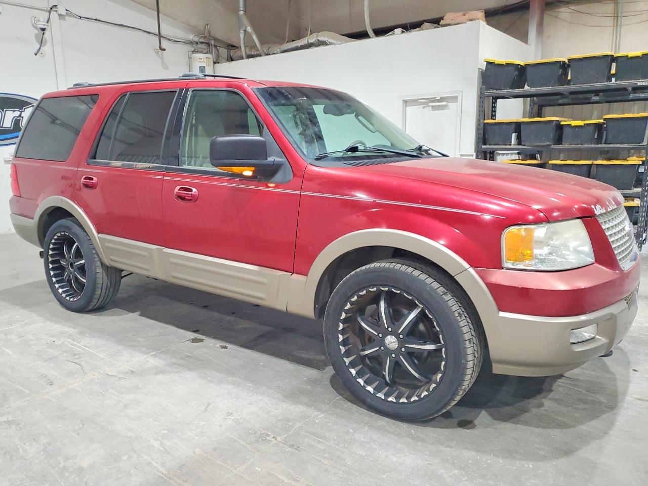 2004 Ford Expedition VIN 1FMFU18L24LB35189 photo 4